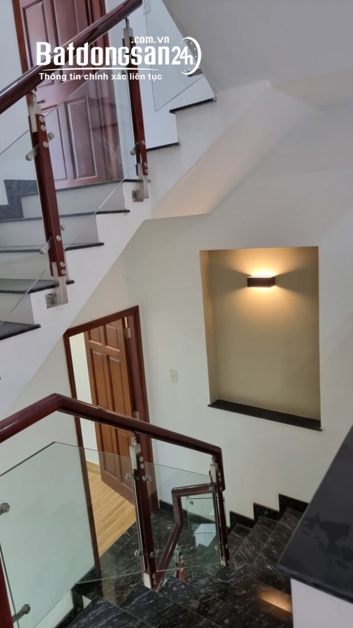 TIN THẬT:Nhà 5 tầng,hoàn công,4x20,hẻm xe hơi Đường 19,linh chiểu,thủ đức