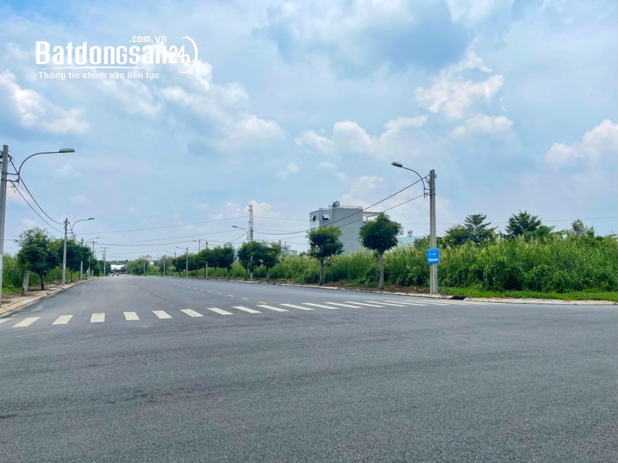 BÁN ĐẤT ĐƯỜNG SỐ 7, 80M2, KHU SAIGON VILLGAE, LONG HẬU, GIÁ 1.8 TỶ