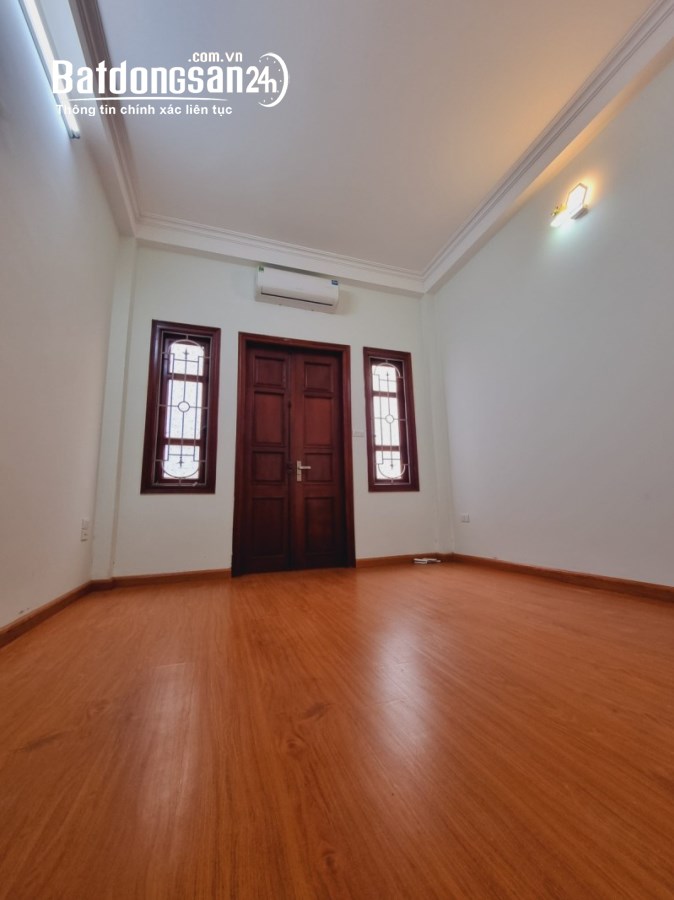 Bán nhà mặt phố Đường Trần Quốc Vượng, Phường Dịch Vọng Hậu, Quận Cầu Giấy