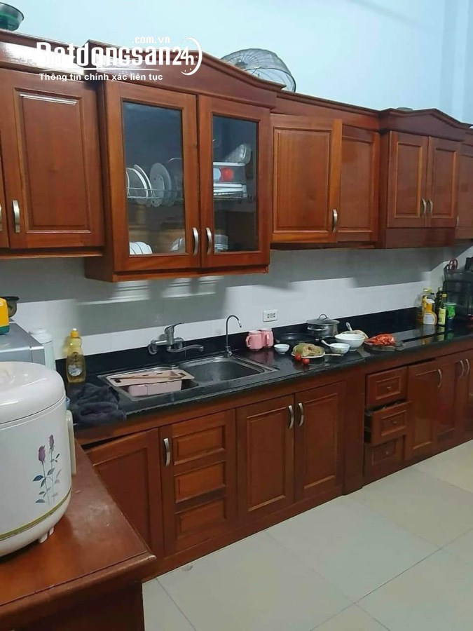 Bán nhà 3 tầng ngõ phố Bình Lộc, ph Tân Bình, TP HD, 76m2, mt 5m, 3 ngủ, ngõ rộng, ga