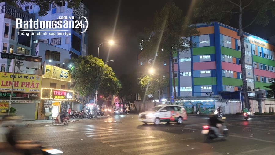 Bán nhà mặt phố Đường 3/2, Phường 10, Quận 10