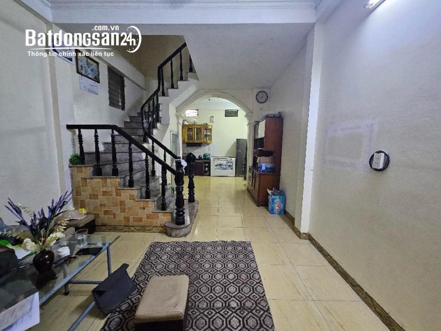 Bán nhà phố Dương Văn Bé, Hai Bà Trưng 46m, 4 tầng. Giá: 5.3 tỷ