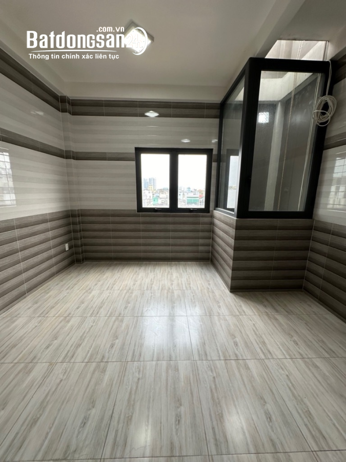 MTKD NGAY VÒNG XOAY CÂY GÕ - 6 Đường Hồng Bàng, Phường 6, Quận 6