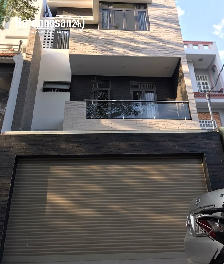 BÁN NHÀ TRUNG TÂM ĐÔNG MỸ, THANH TRÌ, DT 53M2*3 TẦNG. 4,45 TỶ