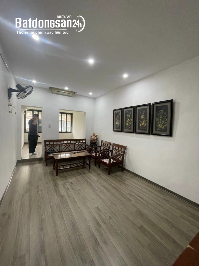 Bán căn hộ TT Thái Thịnh - Giá 2 tỷ