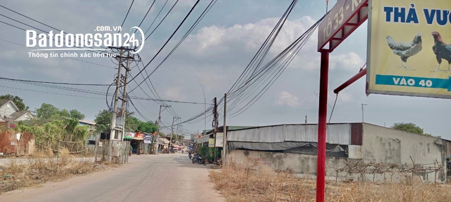 Bán đất ngay chợ, giáp KCN,  đường betong 5m, Biên nhận riêng, DT 100m2, Giá 490 tr