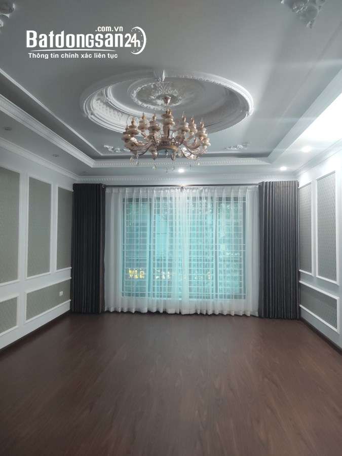 Bán nhà mặt phố Đường Hoa Bằng, Phường Yên Hòa, Quận Cầu Giấy