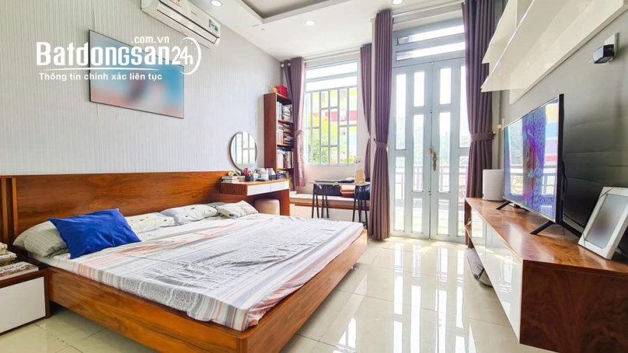 Bán ViLa Hoàng Hoa Thám, Tân Bình, 115m2, Ngang Khủng Gần 7m, 3 Tầng Mới, Nhỉnh 21 Tỷ