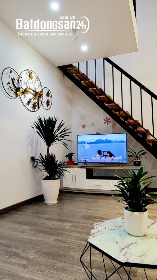 DỌN VÀO Ở NGAY NHÀ MỚI 3 MẶT TIỀN TRUNG TÂM PHƯỜNG 4