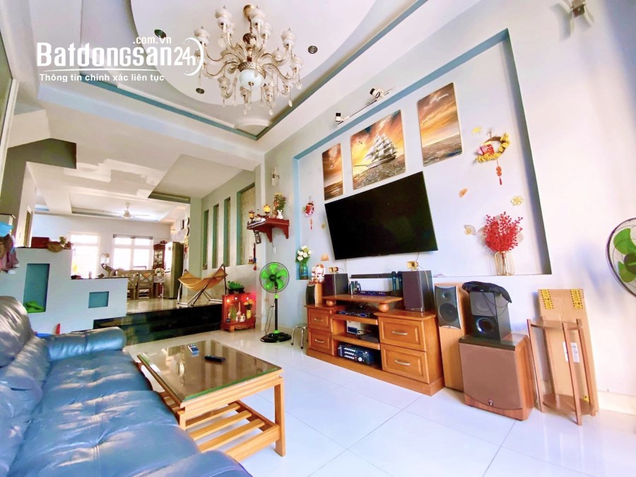 Bán nhà 130m2 (6.5x20) - 7.2 tỷ, Phường Tăng Nhơn Phú A, TP Thủ Đức (Quận 9)