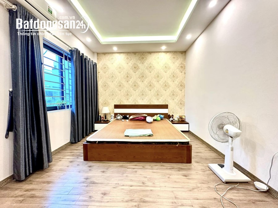 Bán nhà Cù Chính Lan – Thanh Xuân 50m, 5 tầng, mặt tiền 5.5m, oto đỗ cửa vào nhà