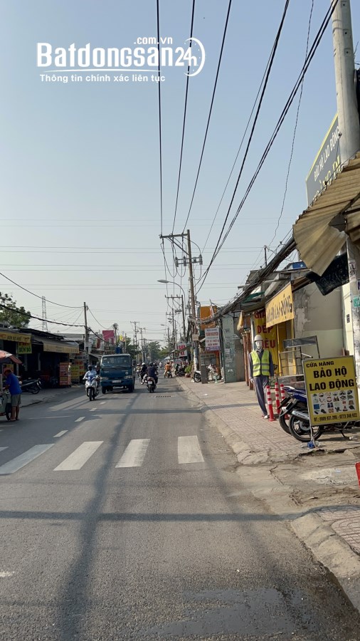 Cần Bán Nhà Hẻm 1368 Gần UBND Xã Phước Kiển, Trường Học Các Cấp.