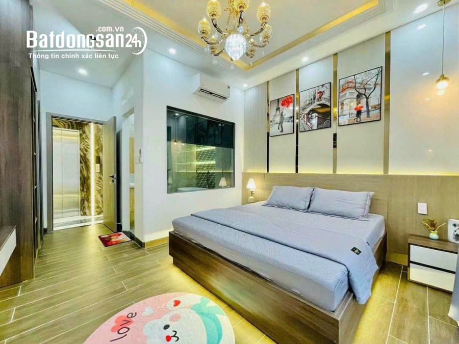 Bán nhà sát mặt đường Nguyễn Triệu Luật. Diện tích: 84m2, giá: 5.6 tỷ TL