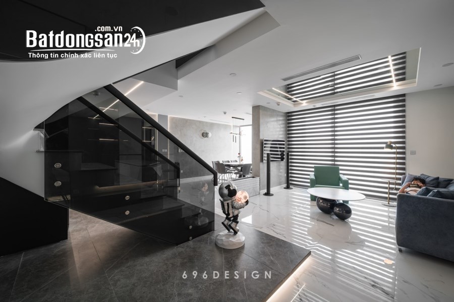 Chỉ 12 tỷ bán Cắt Lỗ căn hộ Duplex đẹp nhất sunshine City 178m2 Full nội thất cao cấp