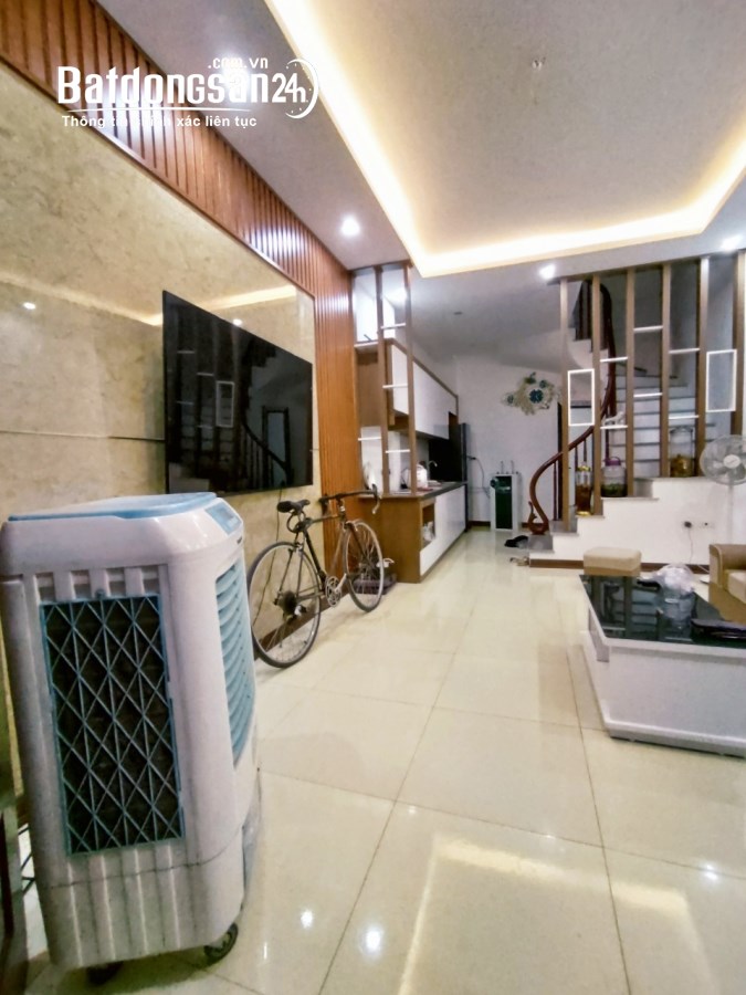  Bán nhà đường Văn Chương, quận Đống Đa 38m2 giá 3.6 tỷ