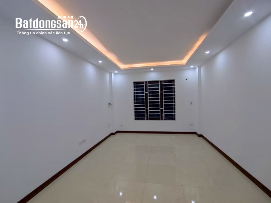  Bán nhà đường Văn Chương, quận Đống Đa 38m2 giá 3.6 tỷ