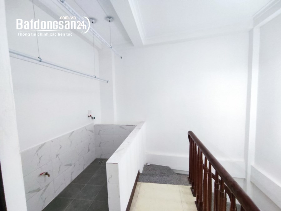  Bán nhà đường Văn Chương, quận Đống Đa 38m2 giá 3.6 tỷ