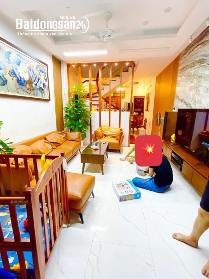41M2 X 4 TẦNG_CHỈ 5.5TỶ NGÃ 6 Ô CHỢ DỪA_1 NGOẶT RA PHỐ_2 THOÁNG VĨNH VIỄN.