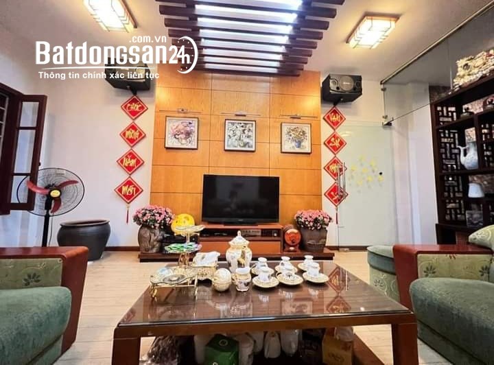 Cho thuê nhà Đồng Me Nam Từ Liêm ngõ 8m 55m*4.5T giá 32tr