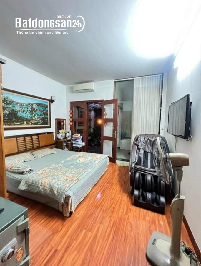 Cho thuê nhà Đồng Me Nam Từ Liêm ngõ 8m 55m*4.5T giá 32tr