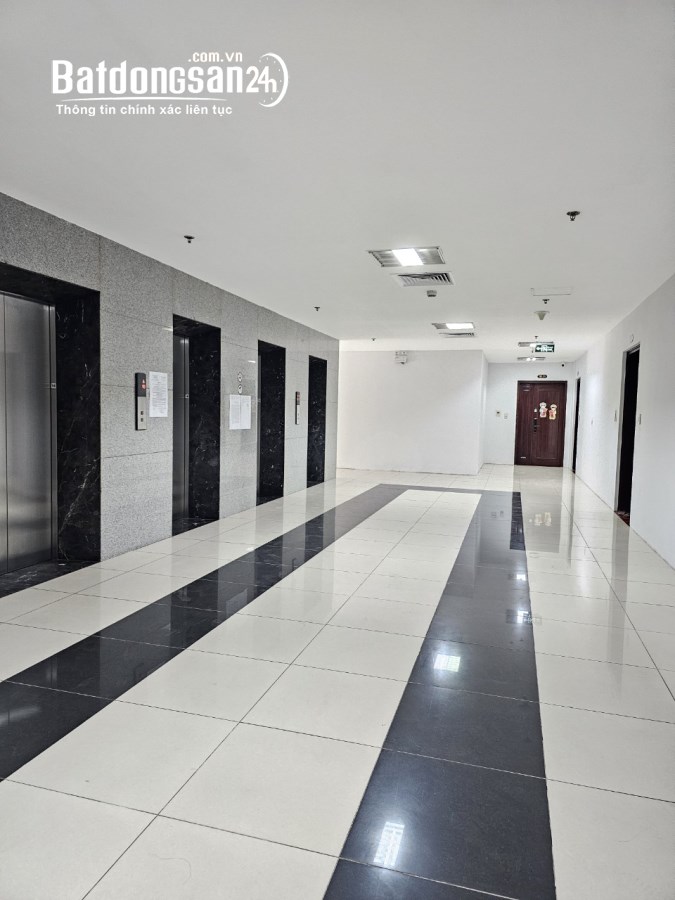 Bán CHCC Sông Hồng Park View 165 Thái Hà, Đống Đa căn góc 120m 3PN có lôt để oto dưới