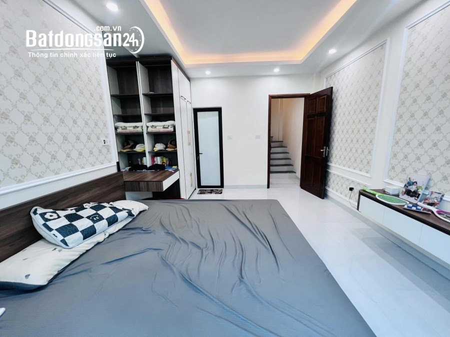 CHỈ 4.3TỶ SỔ 33M2 X 4TẦNG HỒ BA MẪU_LÔ GÓC_1 NGOẶT 40M RA Ô TÔ TRÁNH_SỔ ĐẸP.