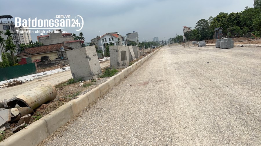 CHÍNH CHỦ BÁN BIỆT THỰ VƯỜN NGỌC THỤY, 100% THỔ CƯ, Ô TÔ TRÁNH 1300M,GIÁ THƯƠNG LƯỢNG