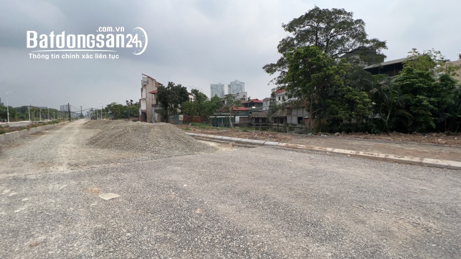 CHÍNH CHỦ BÁN BIỆT THỰ VƯỜN NGỌC THỤY, 100% THỔ CƯ, Ô TÔ TRÁNH 1300M,GIÁ THƯƠNG LƯỢNG