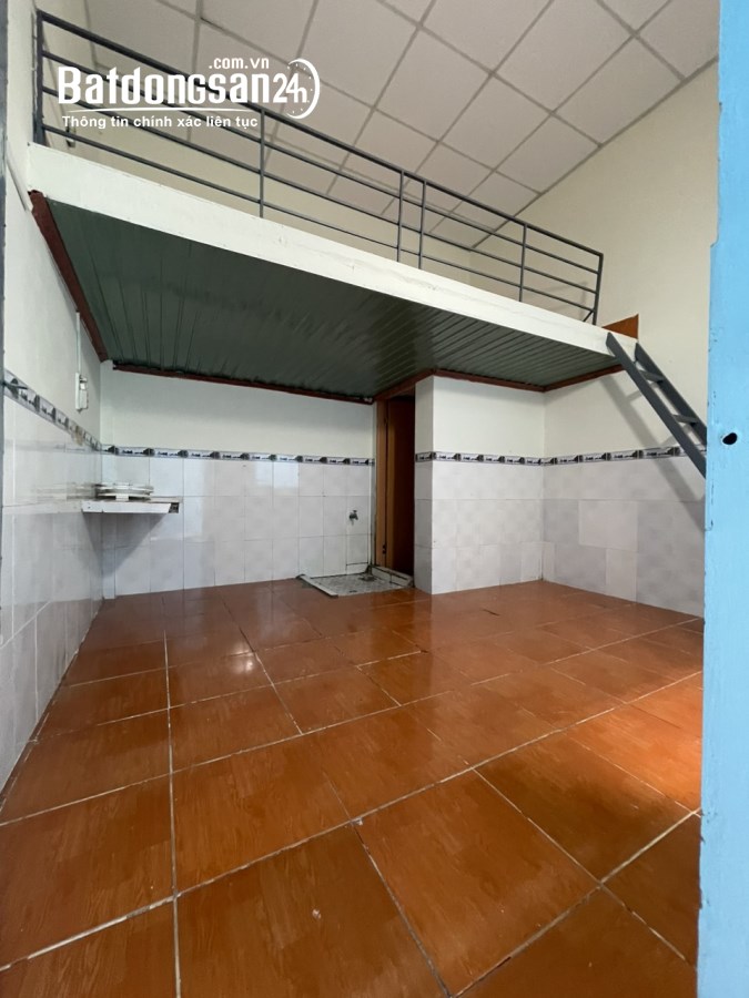 Dãy trọ Tp.Bến Cát 1kiot 6 phòng trọ 150m2 Giá 1tỷ8 gần Chợ DJ9 ZALO:0858785987