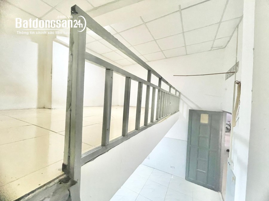 phòng trọ giá rẻ gần chợ Phạm Đăng Giảng_cầu vượt Lê Trọng Tấn_chỉ2tr9