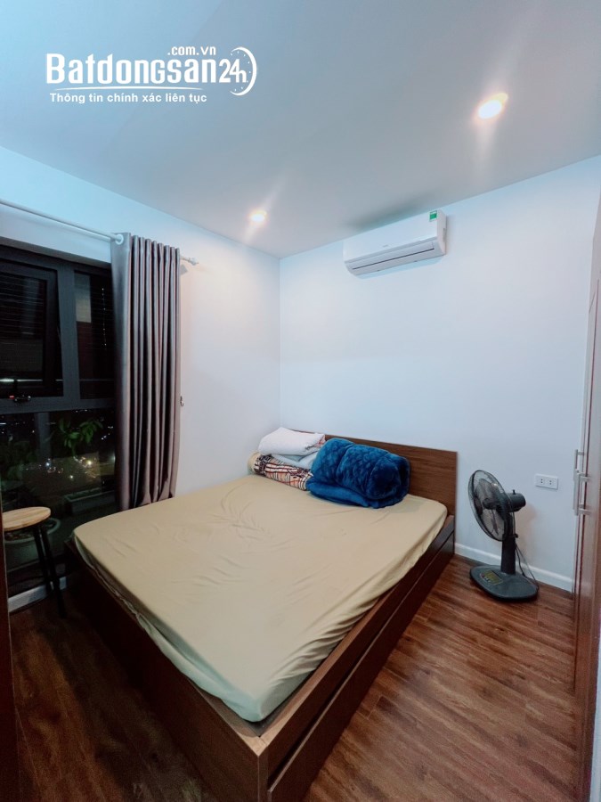 Bán căn hộ tòa nhà CT2 Văn Khê, dt 100 m²,3 phòng ngủ, 2 phụ,1 khách+bếp 4,5 tỷ