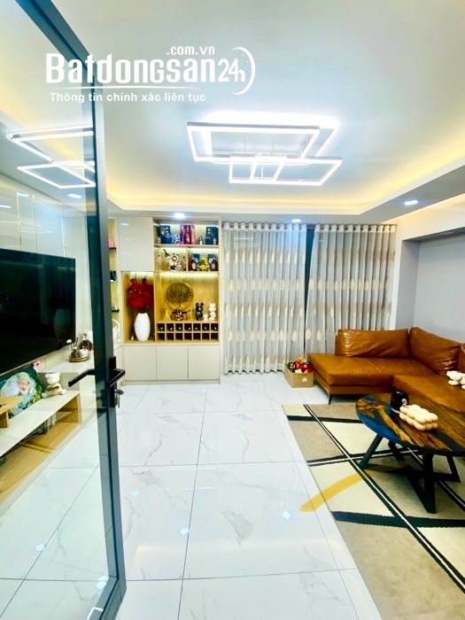 Bán gấp nhà 4 tầng, 48m2,HXH khu Bàu Cát Trương Công Định,Tân Bình,Ở/VP CTy, 8.5 tỷ