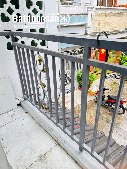 Chủ bán nhà đi Nhật, ngay bờ kè Trường Sa, Phú Nhuận. 46m2, 3TỶ