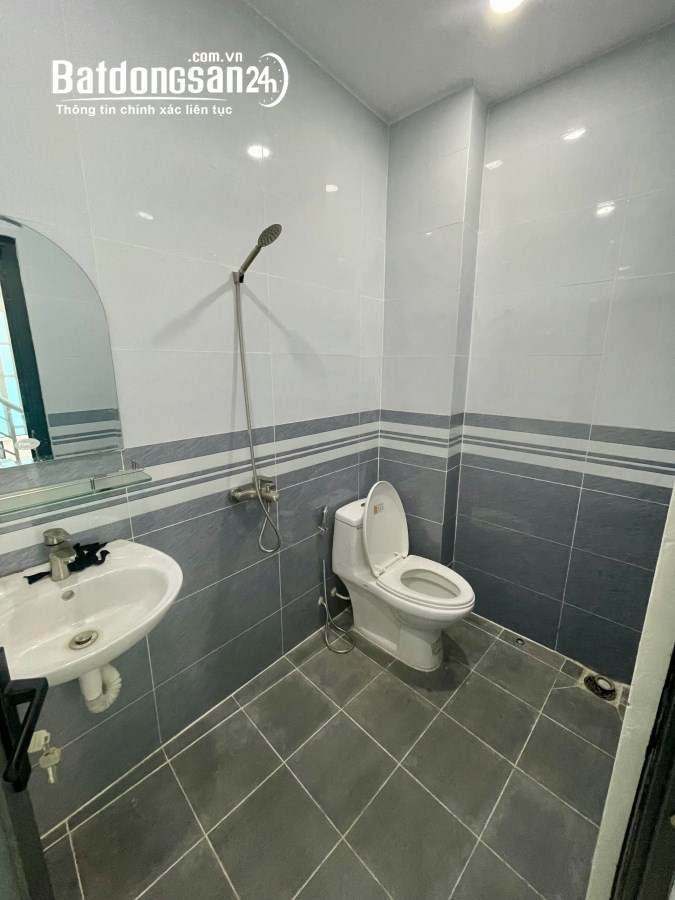 BÁN NHÀ 2 TẦNG, 70M2,  HẺM XE HƠI, 50M RA MT LÊ VĂN LƯƠNG, 3.85 TỶ, SỔ RIÊNG