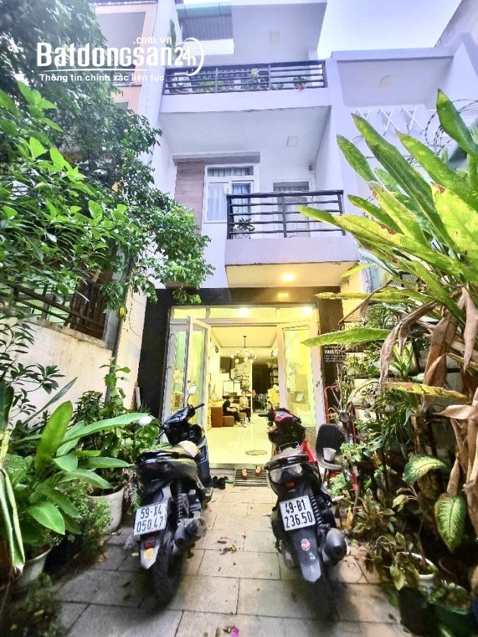 Chủ bán xuất ngoại,bán gấp nhà khu VIP Bàu Cát, Tân Bình, 76m2, 5 tầng, HXH, 10.6 TỶ