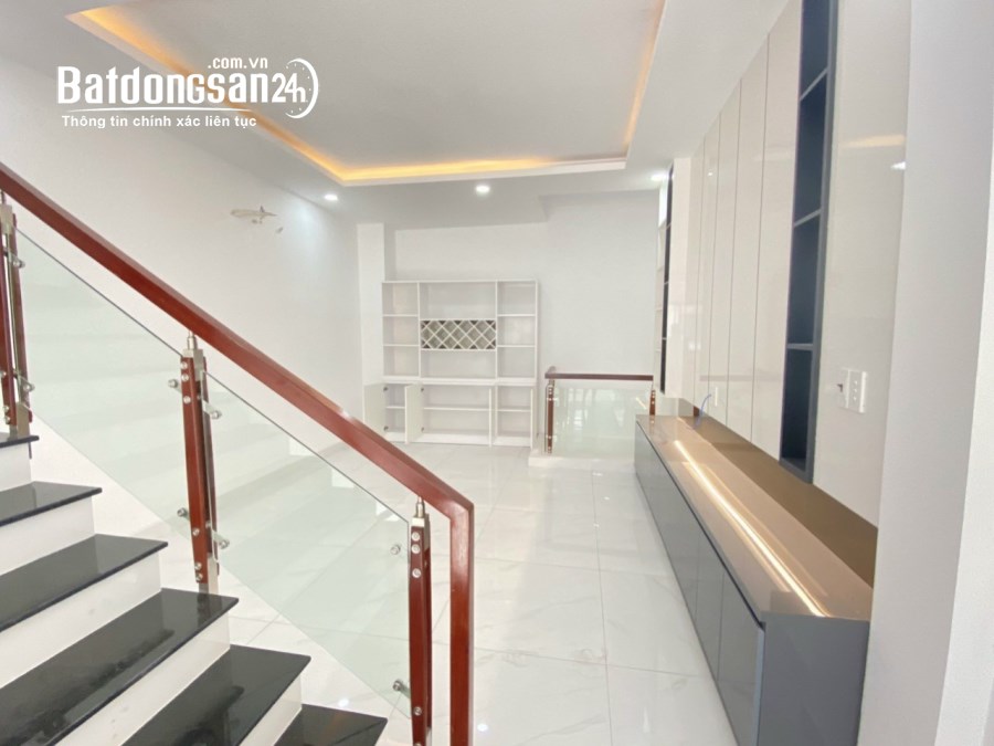 Giá giảm sâu, phù hợp mua đầu tư. Mặt tiền Đường Nguyễn Triệu Luật, Phường Tân Tạo