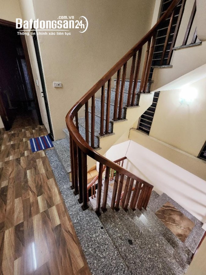 SIÊU PHẨM VĂN QUÁN, Ô TÔ ĐỖ CỬA - 10M RA PHỐ - GẦN HỒ - LÔ GÓC, 48m2 