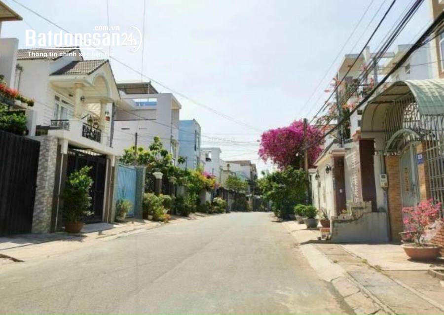 Giá 8,7 tỷ. Nhà biệt thự khu dân cư Tân Phong, TP Biên Hoà. DT 10 x20m