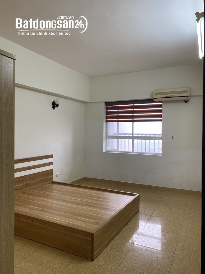  Bán căn hộ CC tầng trung tòa 96 Định Công - Căn góc 99m2; 02 ngủ, 2WC. SĐCC - 3,6 tỷ