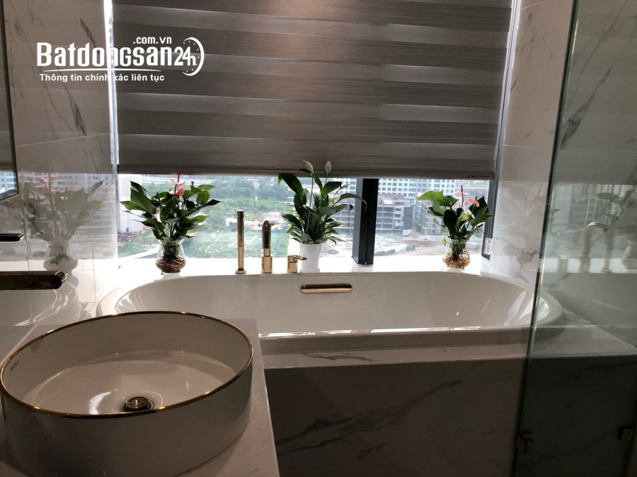 HoT… chỉ 5,6 tỷ em có căn hộ 98m2 3PN sunshine city ciputra chủ nhà cần bán gấp
