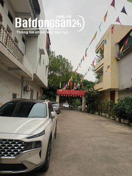 CỰC PHẨM VĂN PHÚ, vài bước ra ÔTÔ Dừng Đỗ, 50m ra Công Viên - Khu vui chơi Giải trí  