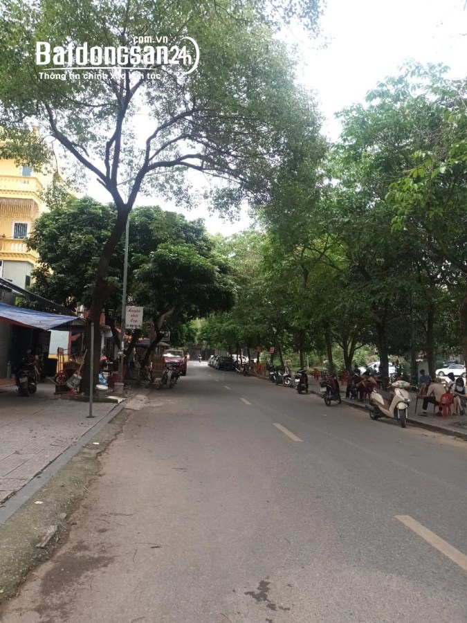CỰC PHẨM VĂN PHÚ, vài bước ra ÔTÔ Dừng Đỗ, 50m ra Công Viên - Khu vui chơi Giải trí  