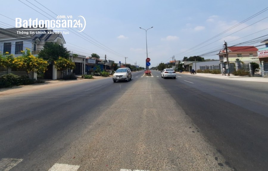  Bán lô đất 212m2 ra DT 741 200m sát khu công nghiệp Visip 2 ngay chợ 1.25 tỷ
