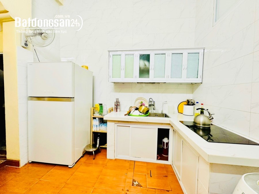 Bán Nhà Tam Trinh 30m Ra Phố, Tự Xây, Gần Hồ, Công Viên Yên Sở, Ngõ Ô Tô, DT 50m2, Gi