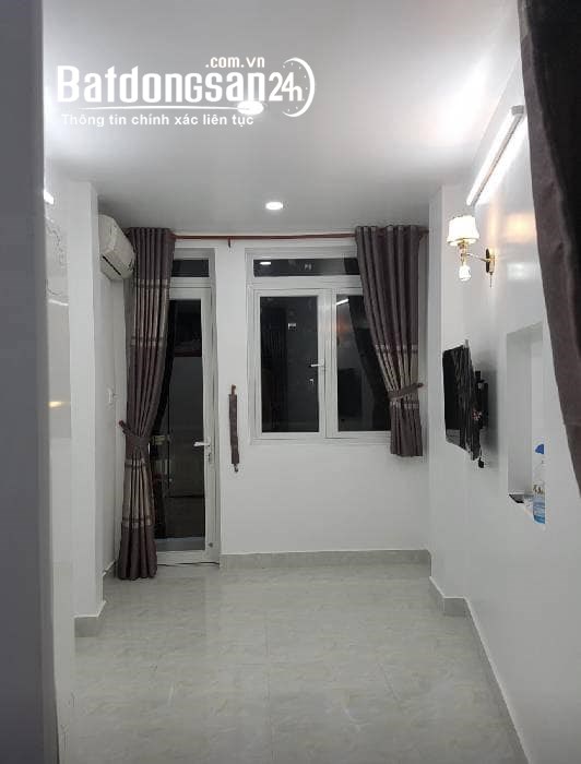Bán nhà mặt phố Đường Tân Trang, Phường 9, Quận Tân Bình