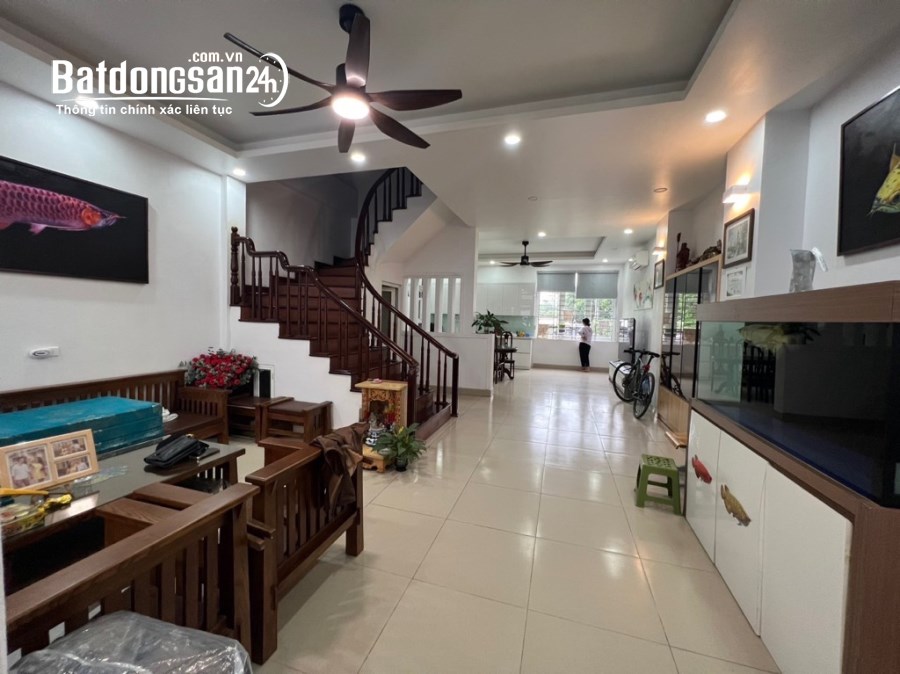 Gấp Nhà 4 Tầng Gara Ô Tô- Khu Chợ Tó-Cao Lỗ-Uy Nỗ-Đông Anh-DT 96m²-MT 6m-Nhỉnh 9 tỷ