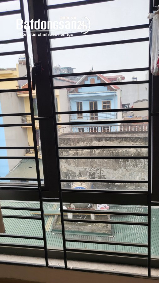 Cho thuê nhà 4 tầng, 4PN Đầu Đường Đa Sĩ, Phường Kiến Hưng, Quận Hà Đông