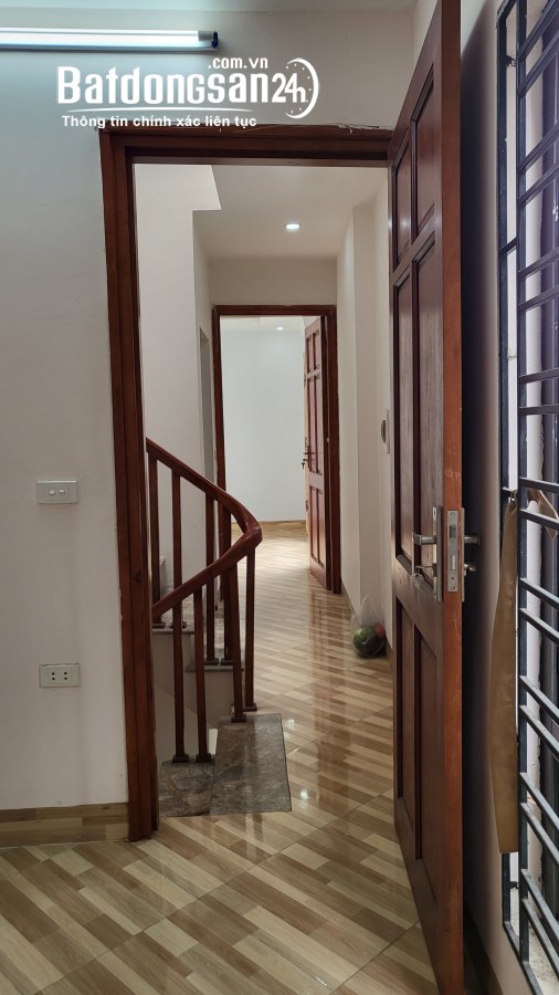 Cho thuê nhà 4 tầng, 4PN Đầu Đường Đa Sĩ, Phường Kiến Hưng, Quận Hà Đông