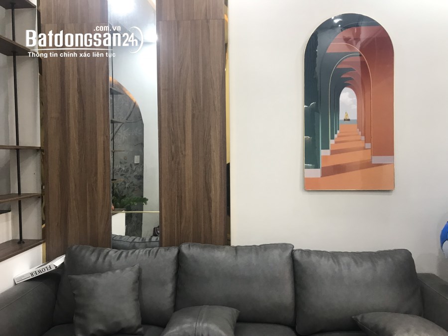 Gấp bán nhà đẹp 3 tầng 3 mê trung tâm Hải Châu Đà Nẵng Chỉ 2.95 tỷ 