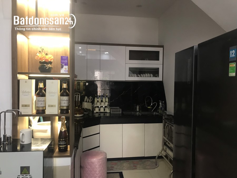 Gấp bán nhà đẹp 3 tầng 3 mê trung tâm Hải Châu Đà Nẵng Chỉ 2.95 tỷ 